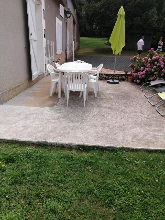 Gite En Brenne Les Chenes Merigny Exterior photo